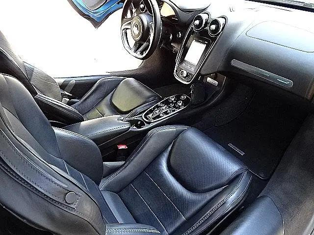 2021 McLaren GT Coupe