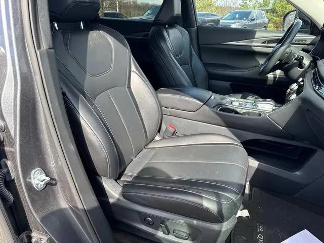 2024 INFINITI QX60 LUXE AWD