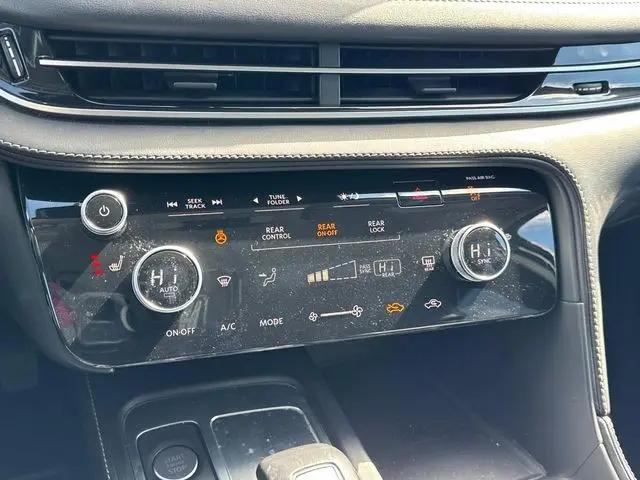 2024 INFINITI QX60 LUXE AWD