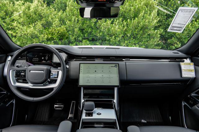 2026 Land Rover Range Rover P400 SE