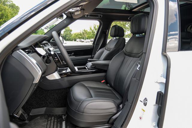 2026 Land Rover Range Rover P400 SE