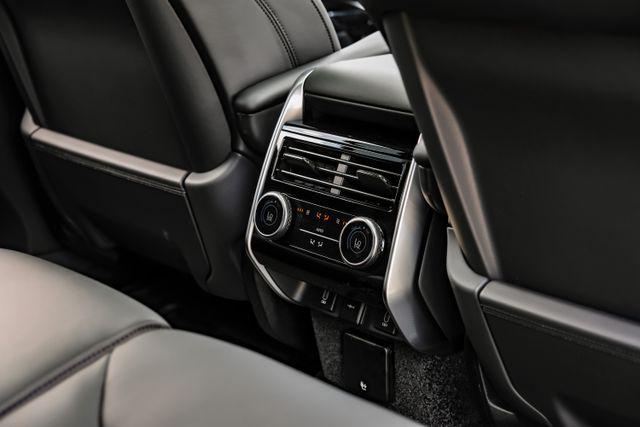 2026 Land Rover Range Rover P400 SE