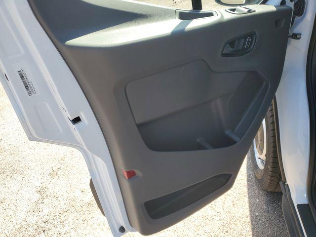 2026 Ford Transit Cutaway Base