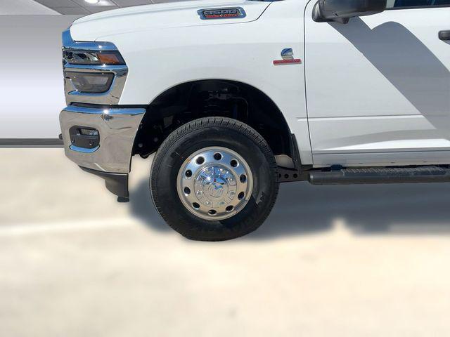 2026 Ram 3500 Tradesman Crew Cab 4x4 8' Box