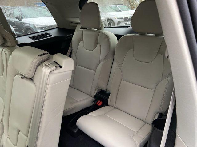 2026 Volvo XC90 Ultra, B6 AWD Gas (mild hybrid), Gasoline, Bright, 7 Seats