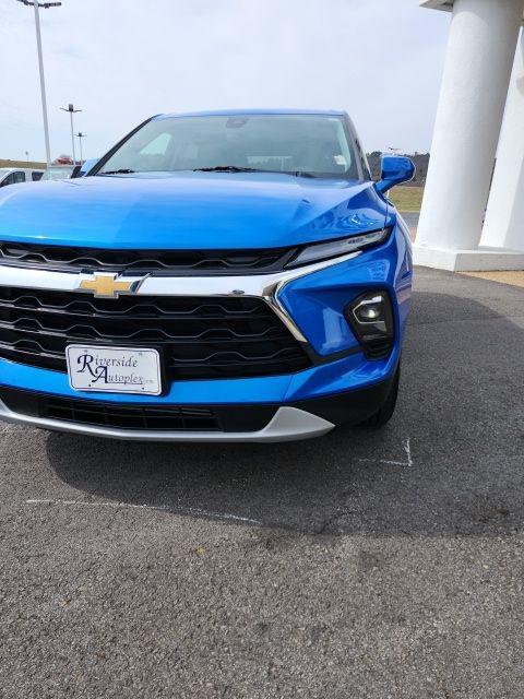 2025 Chevrolet Blazer AWD 2LT