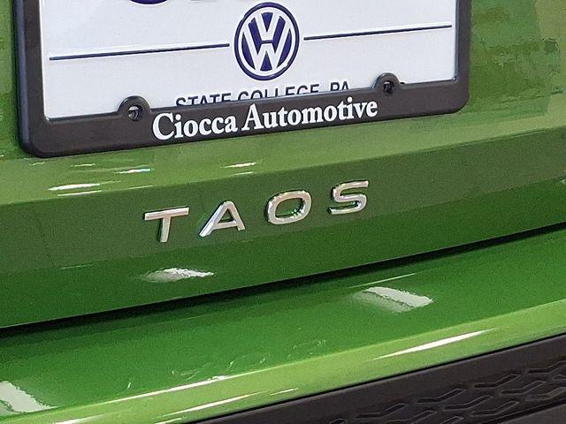 2026 Volkswagen Taos SE