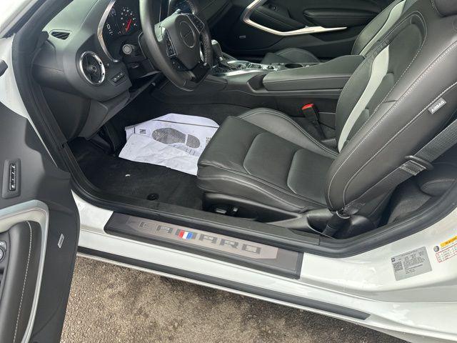 2024 Chevrolet Camaro RWD Coupe 3LT