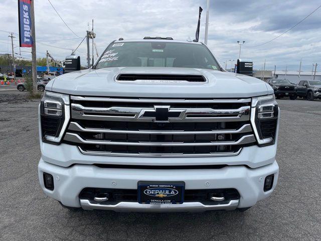2026 Chevrolet Silverado 3500HD Crew Cab, Long Bed, High Country Dual Rear Wheel, RWD