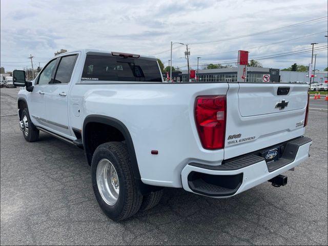 2026 Chevrolet Silverado 3500HD Crew Cab, Long Bed, High Country Dual Rear Wheel, RWD