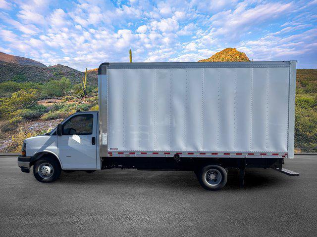 2025 Chevrolet Express Cutaway Work Van