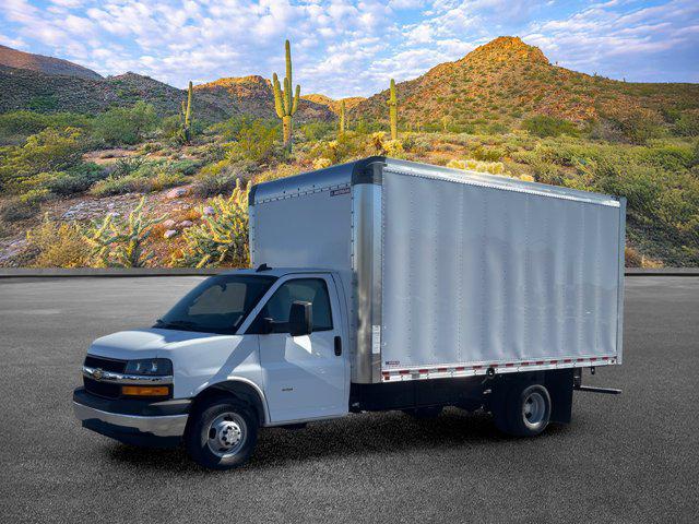 2025 Chevrolet Express Cutaway Work Van