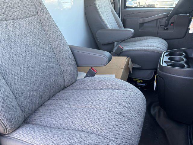 2025 Chevrolet Express Cutaway Work Van