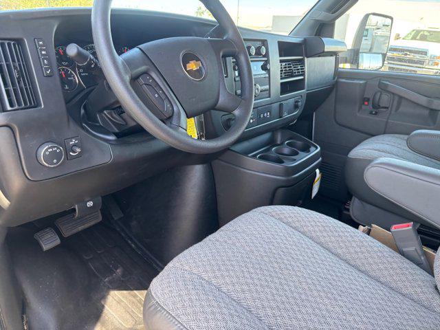 2025 Chevrolet Express Cutaway Work Van