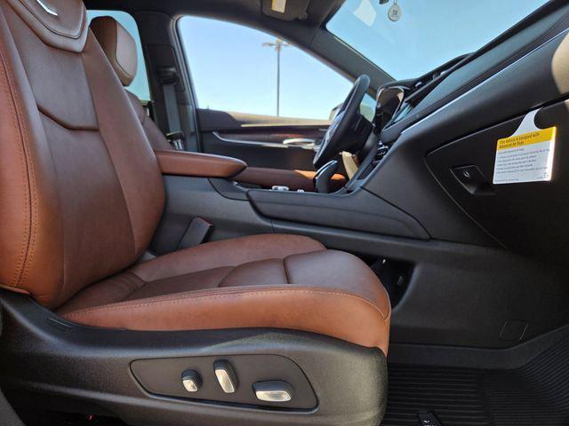 2026 Cadillac XT5 Premium Luxury FWD