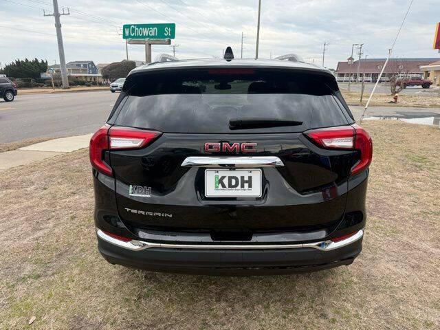 2024 GMC Terrain AWD SLT