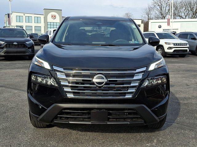 2024 Nissan Rogue SV FWD