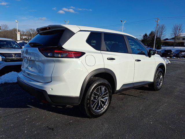 2025 Nissan Rogue S FWD