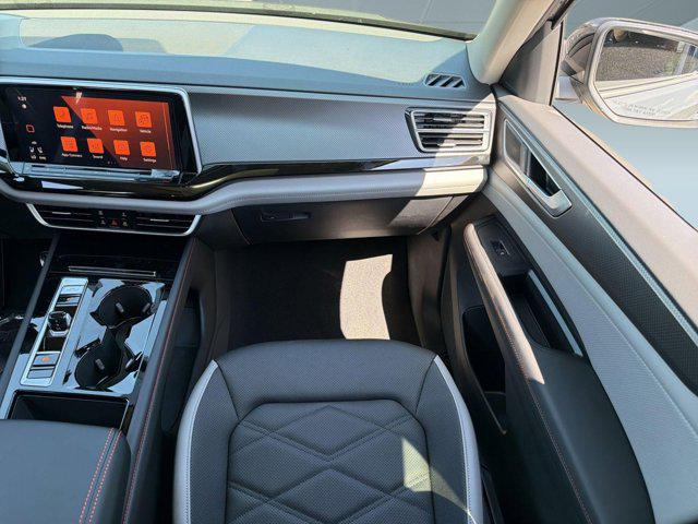 2026 Volkswagen Atlas Peak Edition