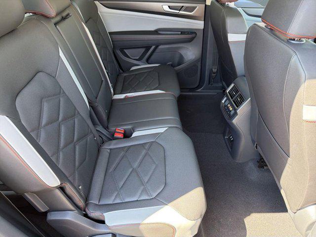 2026 Volkswagen Atlas Peak Edition