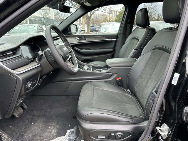 2026 Jeep Grand Cherokee L Altitude 4x4