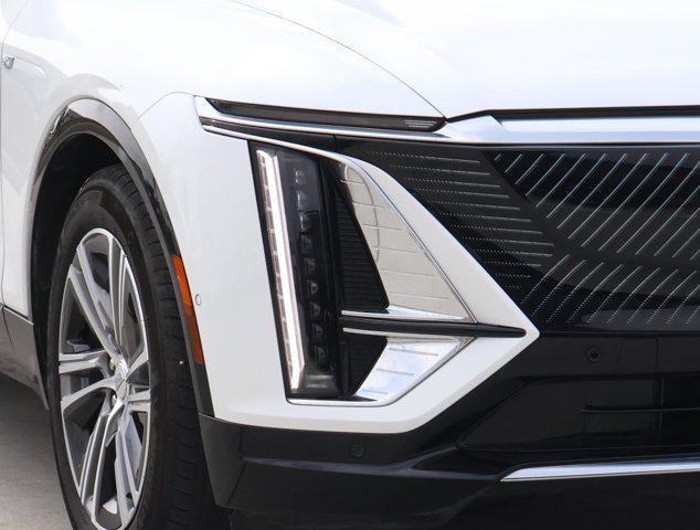 2024 Cadillac iQ Luxury w/1SC