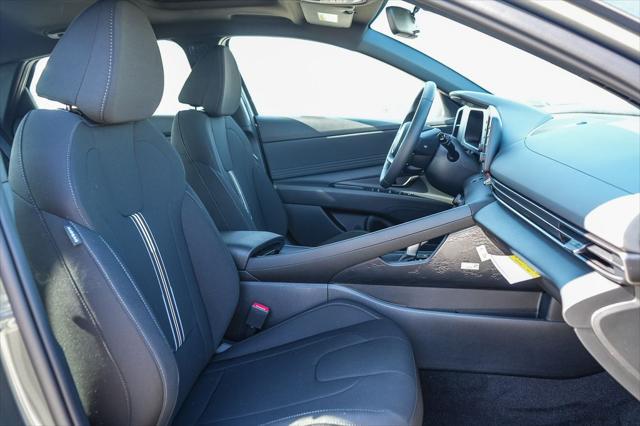 2026 Hyundai Elantra SEL Sport Premium