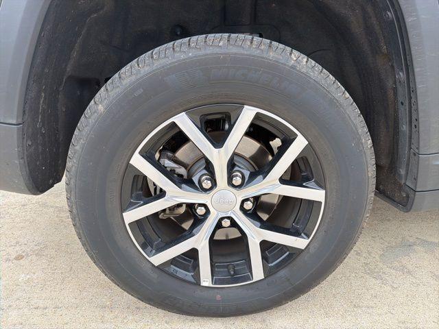 2025 Jeep Grand Cherokee Limited 4x4