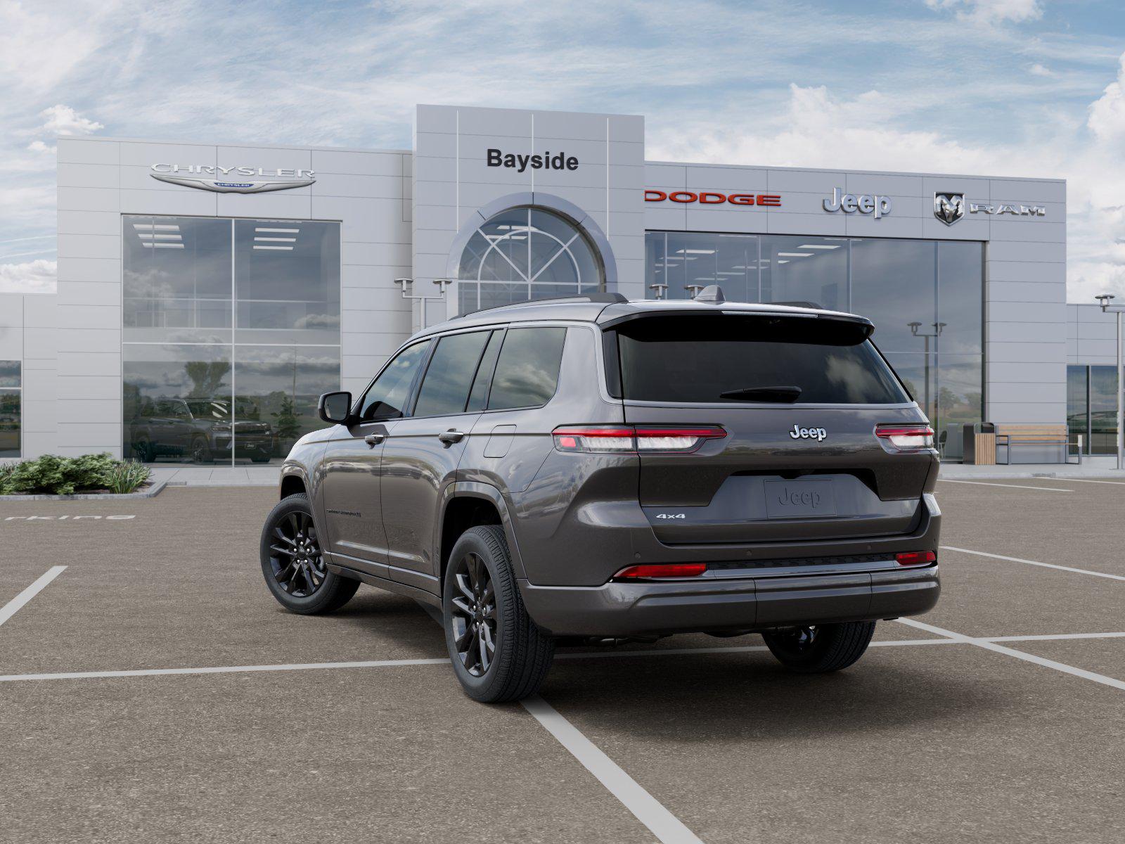 View vehicle photo 3