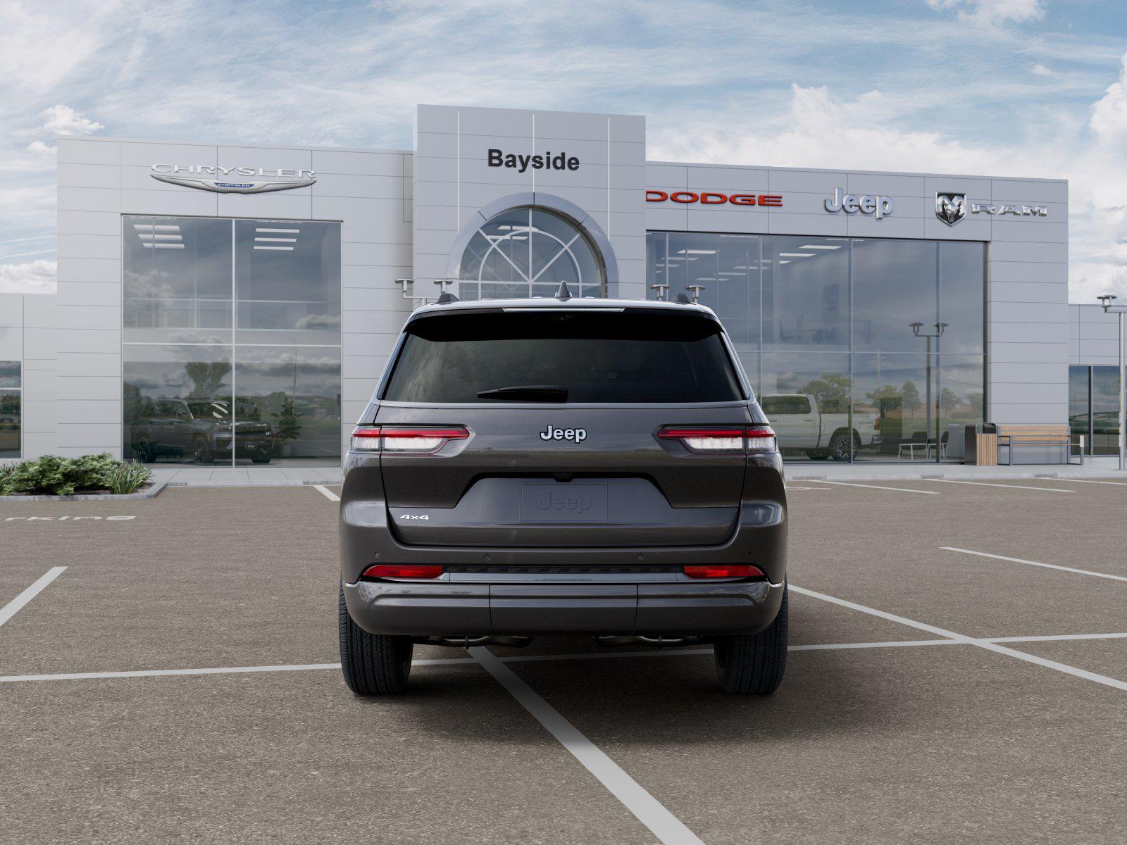 View vehicle photo 7