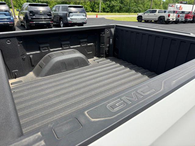 2026 GMC Sierra 1500 Crew Cab, Short Bed, SLE, 4WD