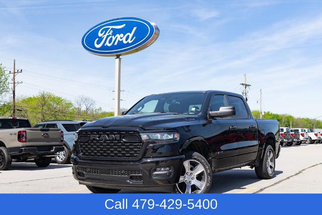 2025 Ram 1500 Tradesman Crew Cab 4x4 5'7" Box