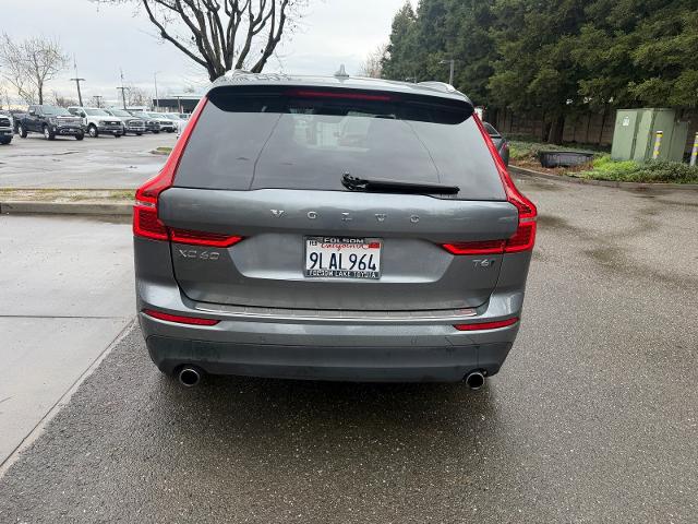 2021 Volvo XC60 T6 Momentum