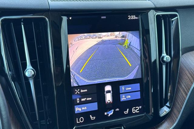 2021 Volvo XC60 T6 Momentum