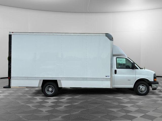 2026 Chevrolet Express Cutaway Work Van