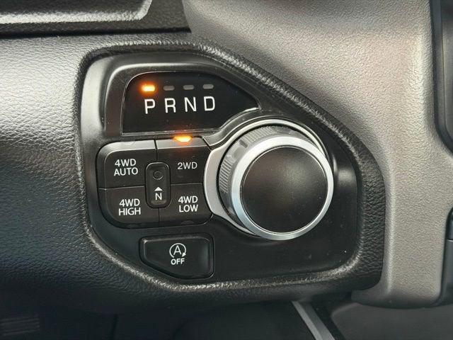2022 Ram 1500 Big Horn Crew Cab 4x4 5'7" Box