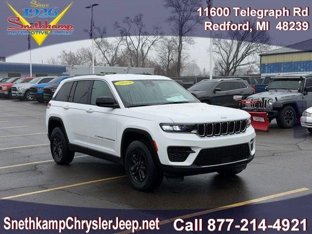 2023 Jeep Grand Cherokee Laredo 4x4 for sale in Redford, MI