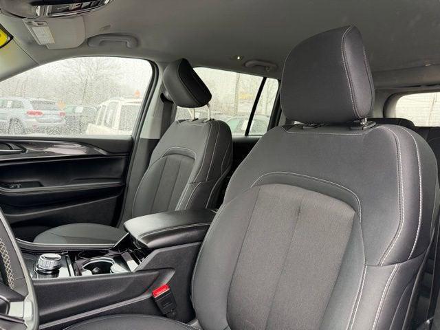 2023 Jeep Grand Cherokee Laredo 4x4
