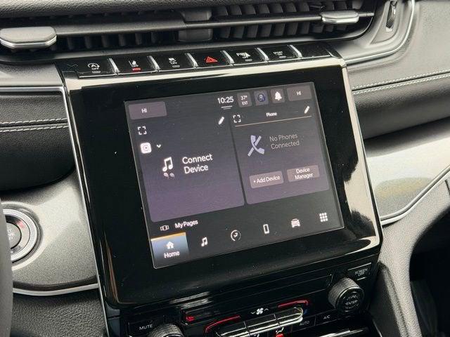2023 Jeep Grand Cherokee Laredo 4x4