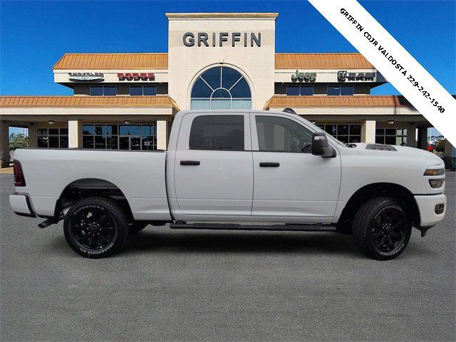 2026 RAM Ram 2500 RAM 2500 BLACK EXPRESS CREW CAB 4X4 64 BOX