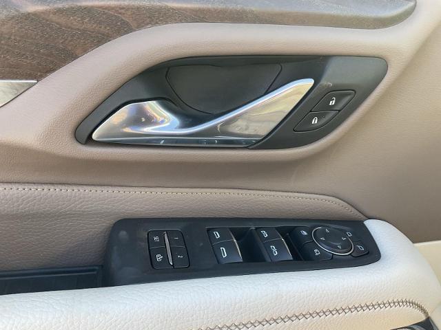2023 GMC Yukon XL 4WD Denali