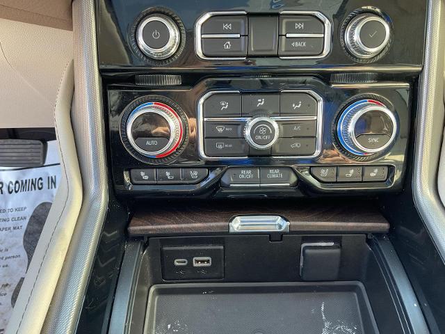 2023 GMC Yukon XL 4WD Denali