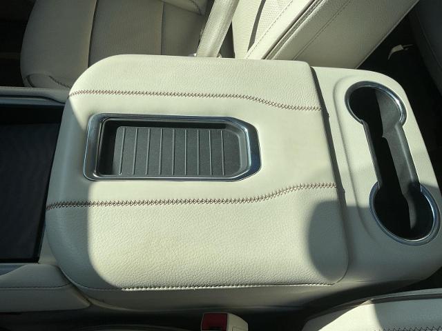 2023 GMC Yukon XL 4WD Denali