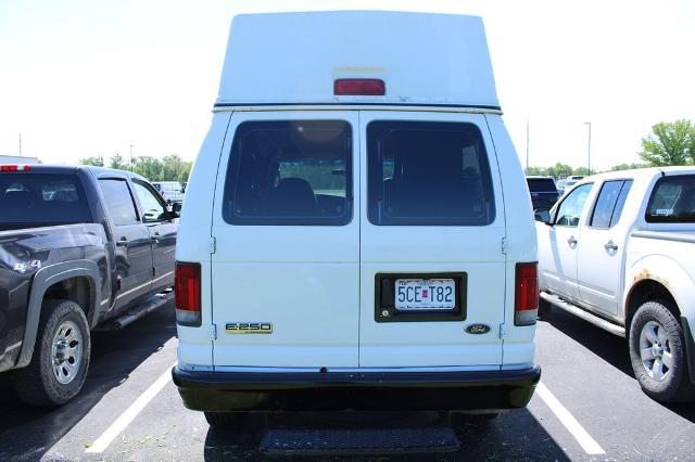 2007 Ford E-250 Unknown