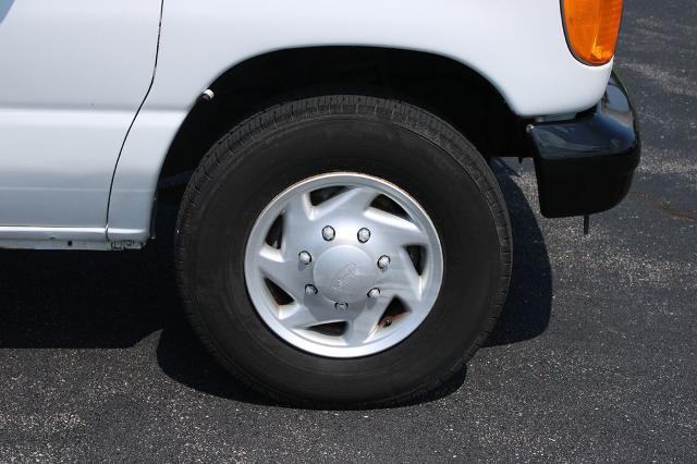 2007 Ford E-250 Commercial