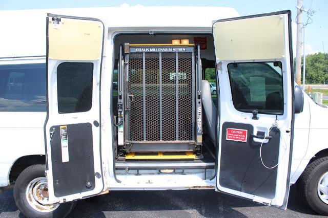 2007 Ford E-250 Commercial