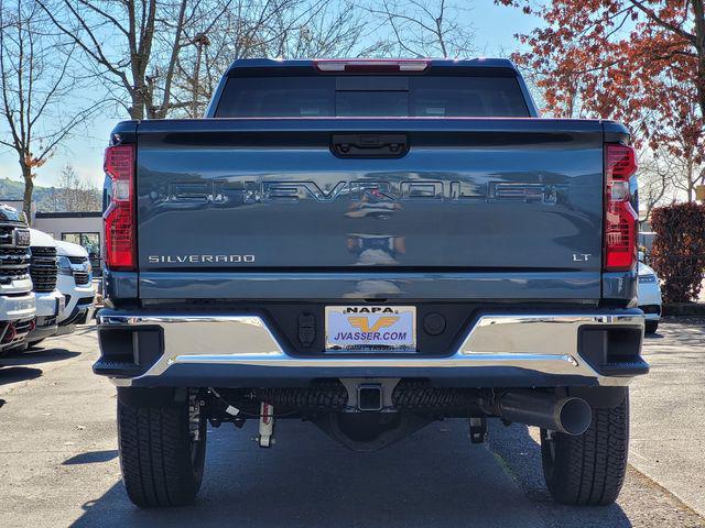2026 Chevrolet Silverado 2500HD Crew Cab, Standard Bed, LT, 4WD