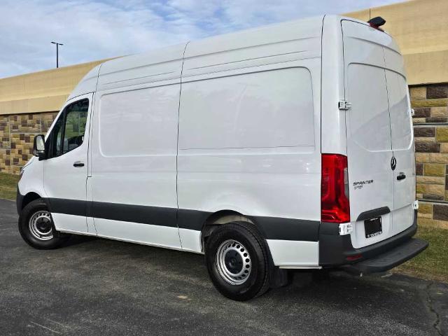 2024 Mercedes-Benz Sprinter 2500 144 WB Standard Roof Cargo