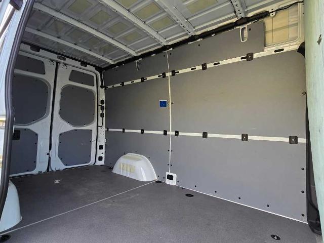 2024 Mercedes-Benz Sprinter 2500 144 WB Standard Roof Cargo
