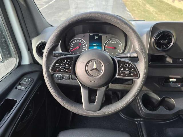 2024 Mercedes-Benz Sprinter 2500 144 WB Standard Roof Cargo